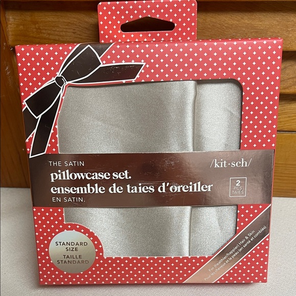 Kitsch Satin Pillowcase Set - Shimmery Silver Taupe - Picture 15 of 15